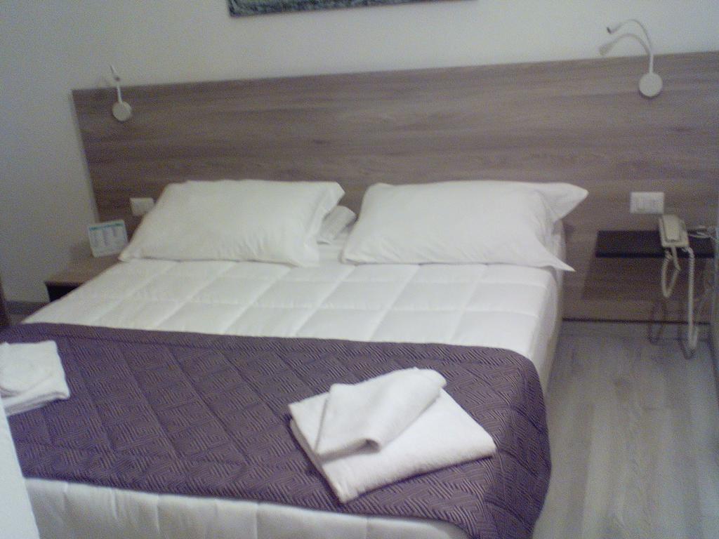 ליבורנו Hotel Citta' מראה חיצוני תמונה
