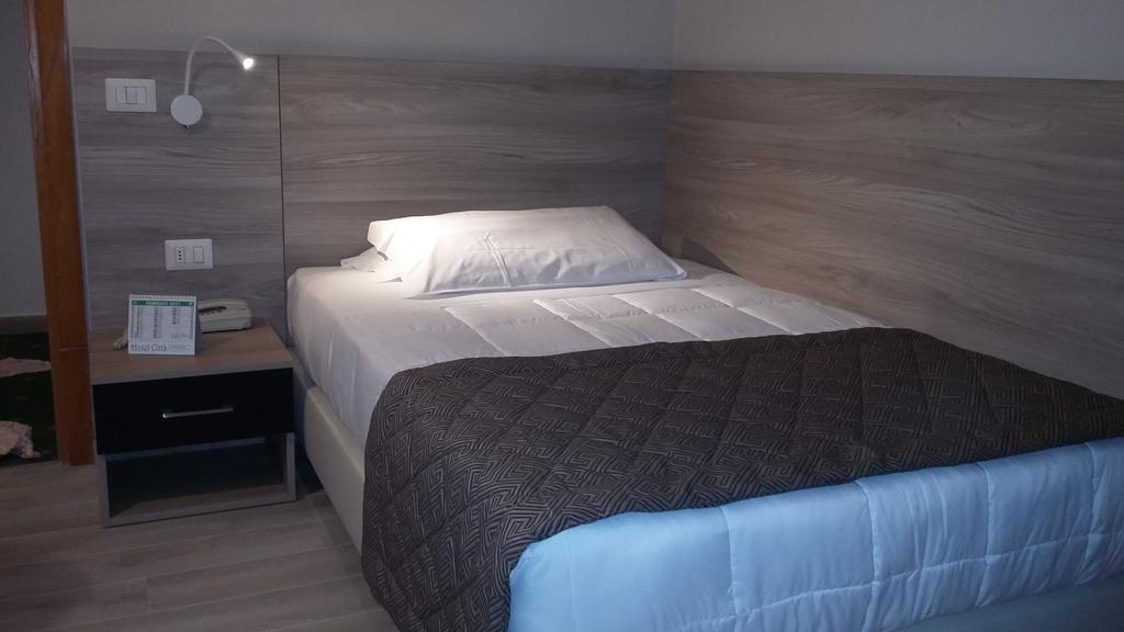 ליבורנו Hotel Citta' מראה חיצוני תמונה