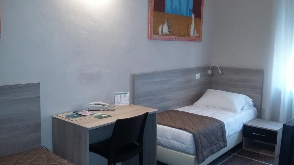 ליבורנו Hotel Citta' מראה חיצוני תמונה